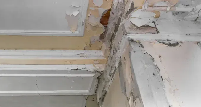 Arreglo de goteras y humedades de agua en Motilla del Palancar