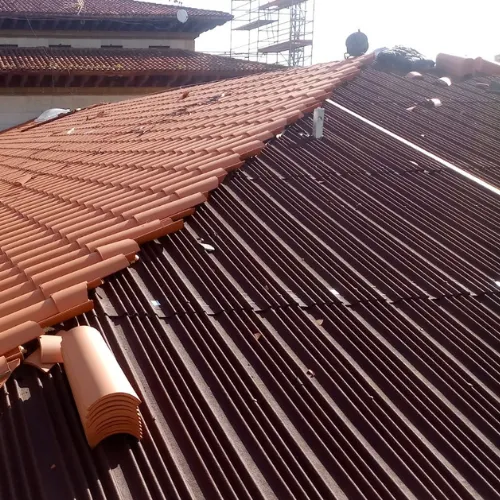 impermeabilizar con onduline bajo teja en cuenca, espana