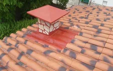 sellado de filtraciones por la chimenea en el tejado en cuenca